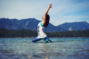 Yoga for Surfers - High Lunge Anjaneyasana Cresent Lunge Pose - Photo by Conny Marshaus, Yoga by Anna Kathalina Langer